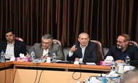کارکنان جهاد کشاورزی در صف اول تولید قرار دارند 