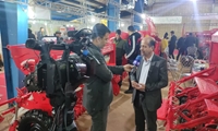 ۱۲۰ دستگاه ادوات کارنده بین کشاورزان چهارمحال و بختیاری توزیع شد