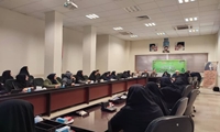 زنان، محور تحول و مسئول تربیت نسلی پویا و مسئولیت‌پذیر