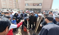 کاشت نهال به یاد چهلمین روز عروج ملکوتی قائد شهید امت در سیرجان