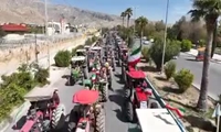 رژه تراکتورداران شهرستان داراب با حضور مسئولان برگزار شد 