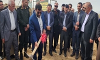 آئین کلنگ زنی شهرک گلخانه ای ۲۰هکتاری در شهرستان زرین دشت برگزار شد