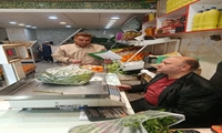 بازرسی جهاد کشاورزی از بازار تفت برای رصد قیمت‌ها و عرضه کالا