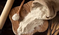 اطمینان خاطر از وضعیت مطلوب ذخایر کالاهای اساسی/توزیع سهمیه آرد فروردین‌ماه نانوایان آغاز شد