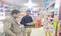 بازدید میدانی مدیر جهاد کشاورزی قیروکارزین از خبازی‌ها و مراکز عرضه مواد غذایی 