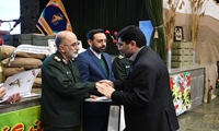 تجلیل از زحمات رئیس سازمان جهاد کشاورزی آذربایجان شرقی در برگزاری کنگره ملی ده هزار شهید استان