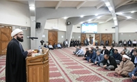 حضرت ثامن الحجج(ع) شیعیان را به زندگی توام با عقلانیت توصیه کرده اند