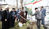 غرس نهال توسط نماینده ولی فقیه در آذربایجان شرقی
