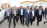 بازدید وزیر جهاد کشاورزی از زنجیره تولید گوشت مرغ ساوانا در شهرستان گلوگاه