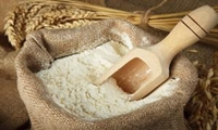 واقعی شدن قیمت آرد صنایع به قاچاق این کالا پایان می‌دهد/ یارانه‌ آرد به نام مردم ایران و به کام کشورهای همسایه بود