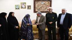 دیدار جمعی از مدیران سازمان جهادکشاورزی آذربایجان شرقی با خانواده 3 شهید والامقام در سردرود