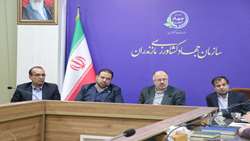 نشست راهبردی توسعه گلخانه‌داری در مازندران برگزار شد
