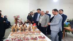 برگزاری نمایشگاه موقت مشاغل خانگی در روستای قاضی جهان شهرستان آذرشهر