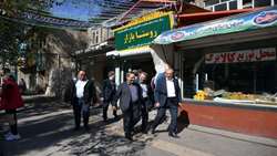 بازدید مدیرعامل سازمان مرکزی تعاون روستایی ایران از یکی از روستابازارهای تبریز