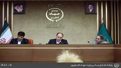 نشست هم اندیشی وزیر جهادکشاورزی با انجمن زنجیره های تولید گوشت مرغ .