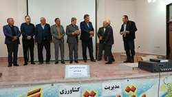 حمایت از کشاورزی دانش‌بنیان؛ قدردانی از فعالان نمونه صنعت دامپروری شهرستان آذرشهر