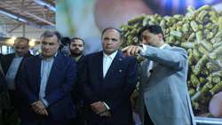 بازدید وزیر جهاد کشاورزی از نمایشگاه دام، طیور و صنایع وابسته
