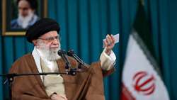 تولید مقالات علمی و پژوهشی و پایان‌نامه‌ها در راستای کمک به حل مسائل کشور