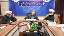 هجمه‌های ضد ارزشی دشمن  را با کارهای فرهنگی خنثی کرد