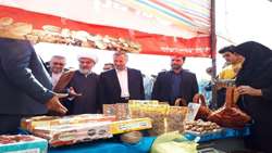 حمایت از کشاورزان و آموزش آن‌ها برای کاهش مصرف آب موردتوجه قرار گیرد