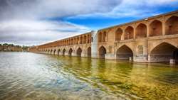اصفهان، پایتخت نان سنتی ایران است/ کالاهای اساسی برای مصرف یک ‌سال استان اصفهان ذخیره شده است