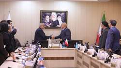 امضای تفاهم‌نامه همکاری سازمان منابع طبیعی و معاونت تولیدات امور دامی برای کاشت 10 میلیون اصله نهال توت
