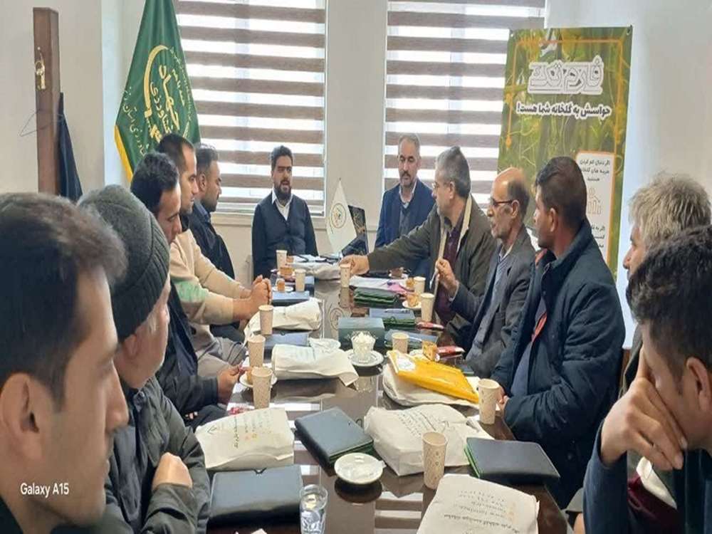 برگزاری دوره آموزشی هوشمندسازی و پایش از راه دور واحدهای گلخانه ای در شهرستان خدابنده