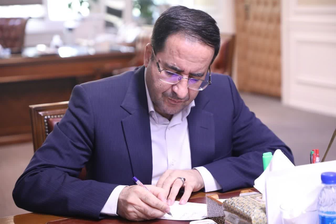 افلاطونی_1 